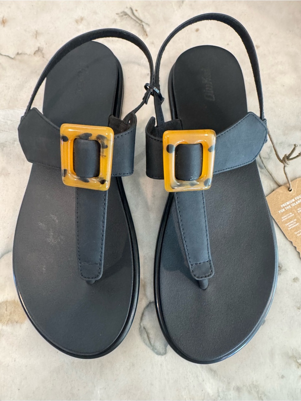 OluKai Women's OluKai La'i T-bar Flip Flop Sandals size 10